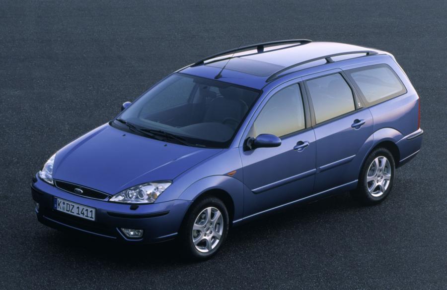  Ford Focus Wagon 2001 года  (фото 6 из 9)
